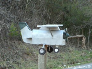 Powell Airplane Mail Box